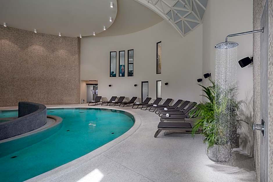 Luxury Glamping Beach Villas Porto Bus