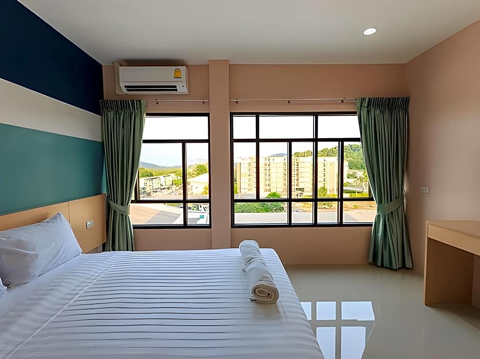 JJ Residence Phuket Town