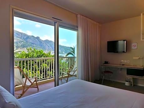 Superior Double Room with Balcony