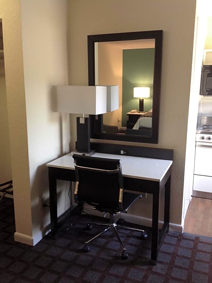 Americas Best Value Inn New London Mystic