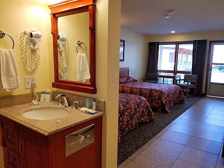 Black Hawk Motel & Suites