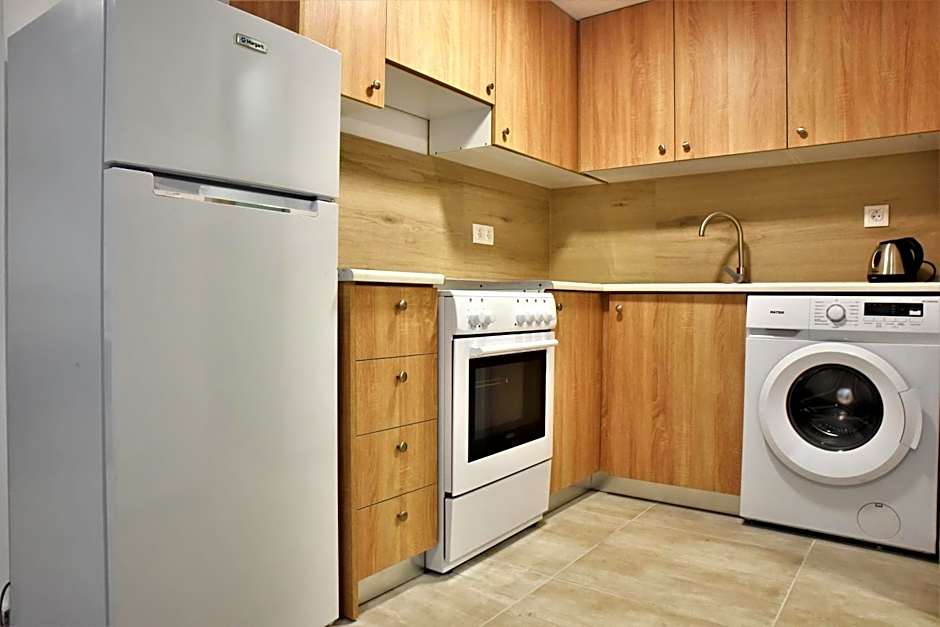 Telhinis Hotel & Apartments