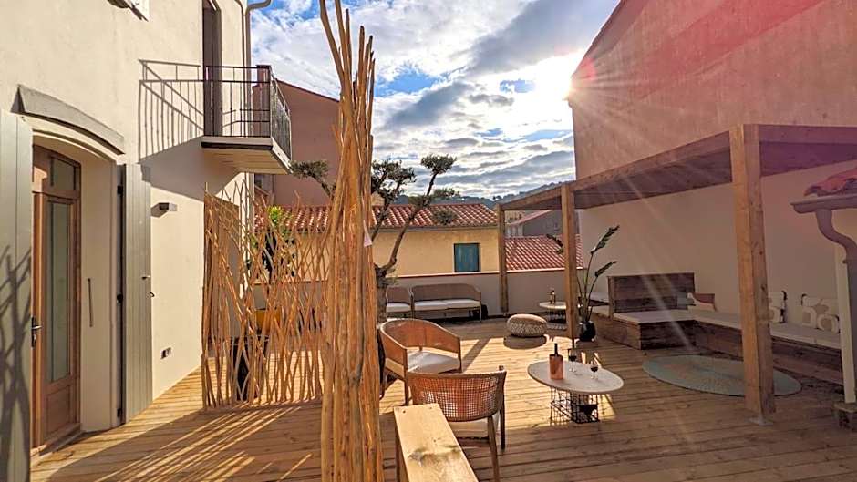 Intense Boutik-Hôtel