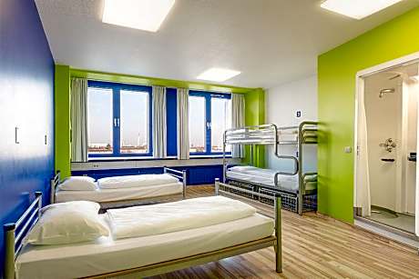 Family Room for 4 People