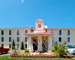 Quality Inn Airport-Near Uptown
