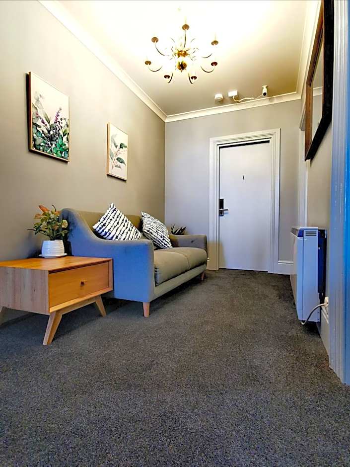 Refresh109 on Cameron