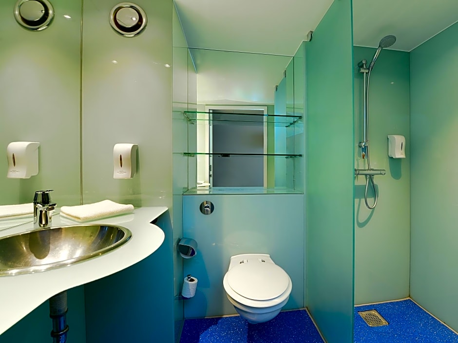 Travelodge Milton Keynes The Hub Hotel