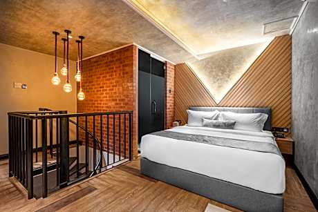 Suite with City View