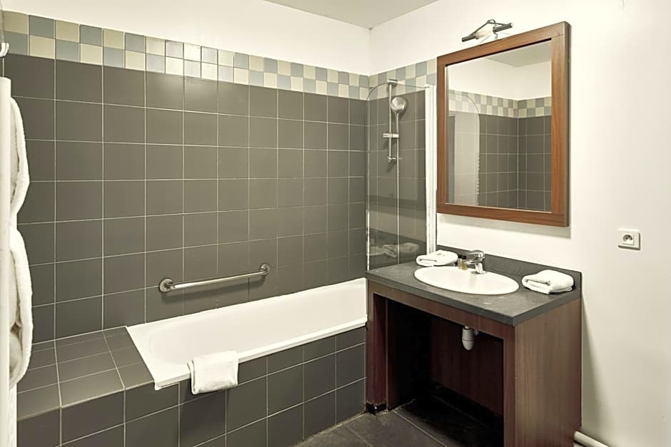 Zenitude Hôtel Résidences Roissy Village