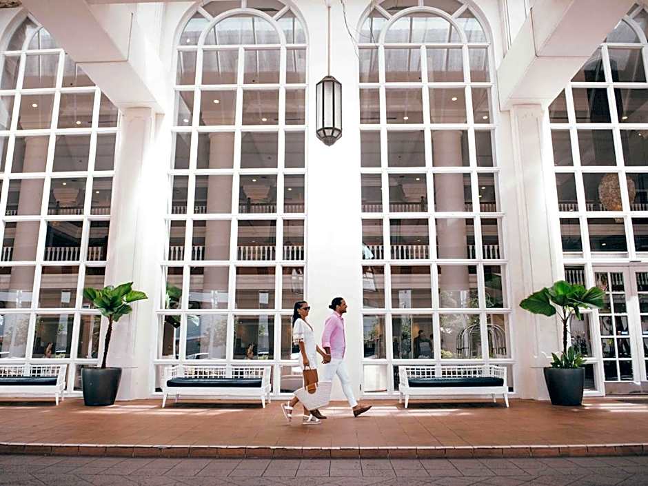 Pullman Cairns International