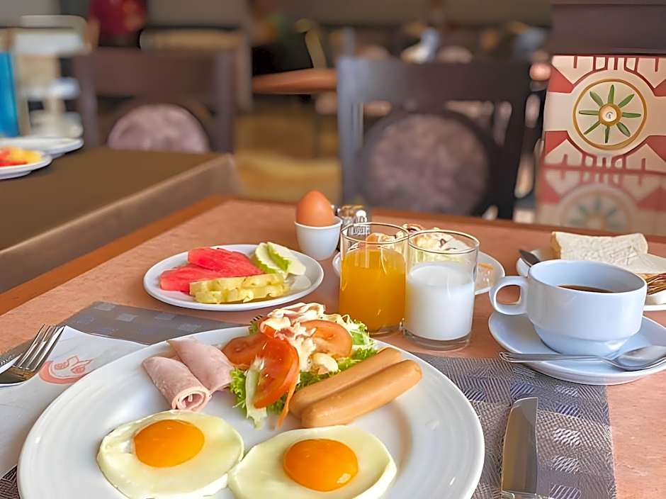 Mayflower Grande Hotel Phitsanulok