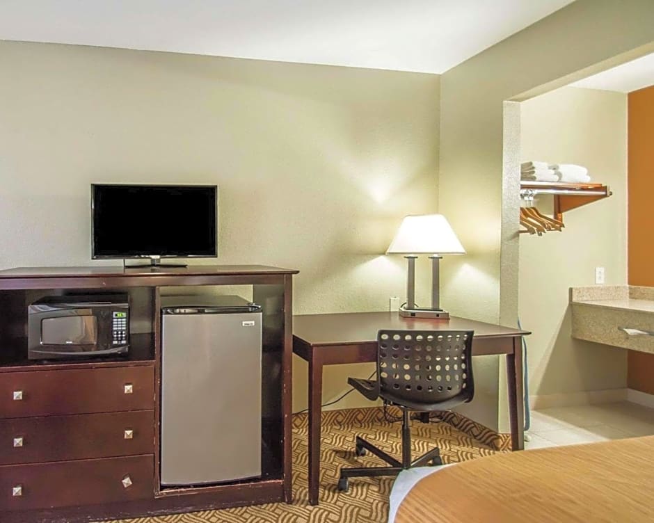 Quality Inn & Suites Kissimmee