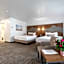 Marshall Suites Bainbridge Island, SureStay Collection by BW