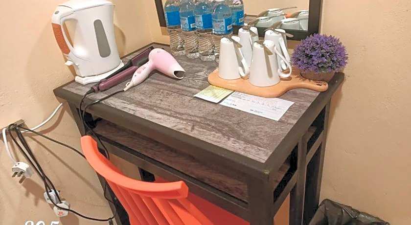 Loft Pals Urbanstay Lodge, Kapit