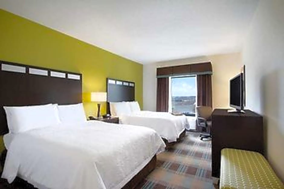 Hampton Inn & Suites York South