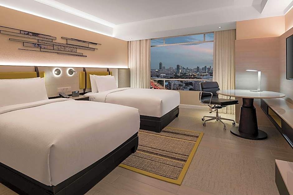 DoubleTree by Hilton Bangkok Ploenchit