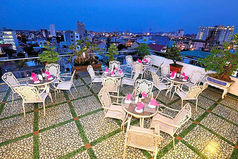 Thanh Lich Hue Hotel
