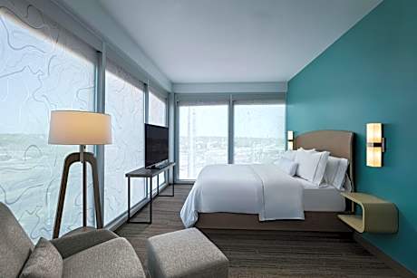 One-Bedroom King Suite with Sofa Bed - Corner Room