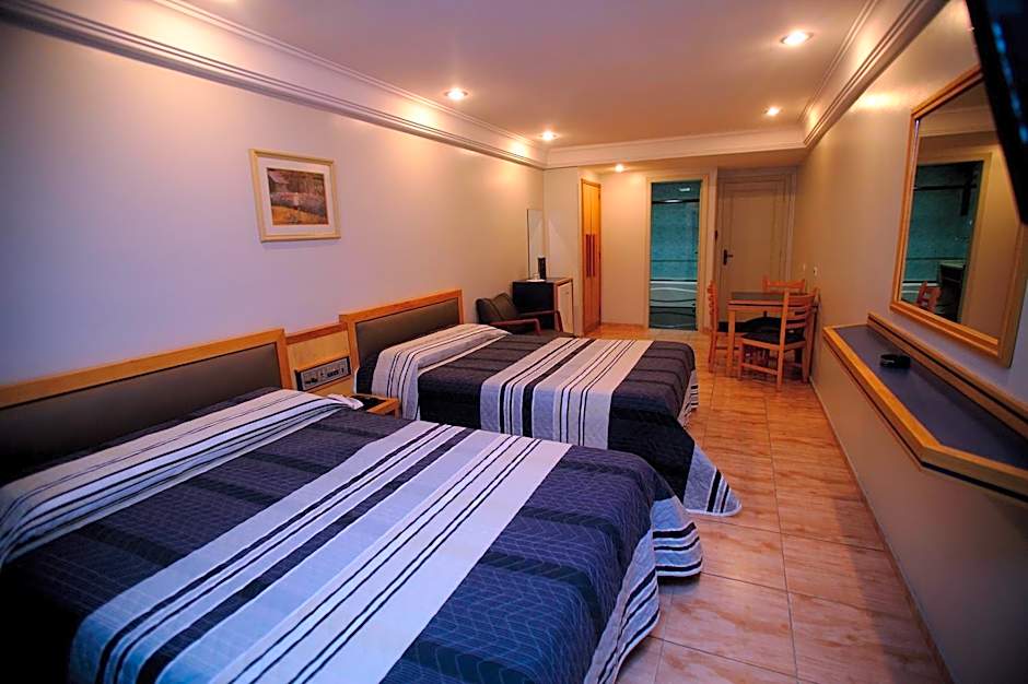 Hotel Columbia