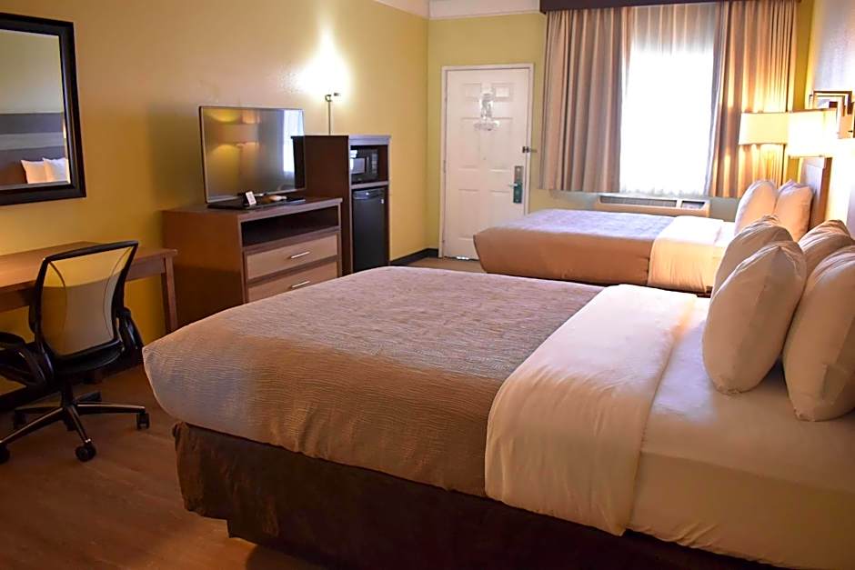 Quality Inn & Suites Gallup I-40 Exit 20