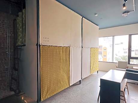 U.I.J Quadruple Room with 2 Bunk Beds - Above 15 Years Old Only