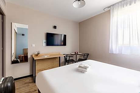 Studio Superior Double