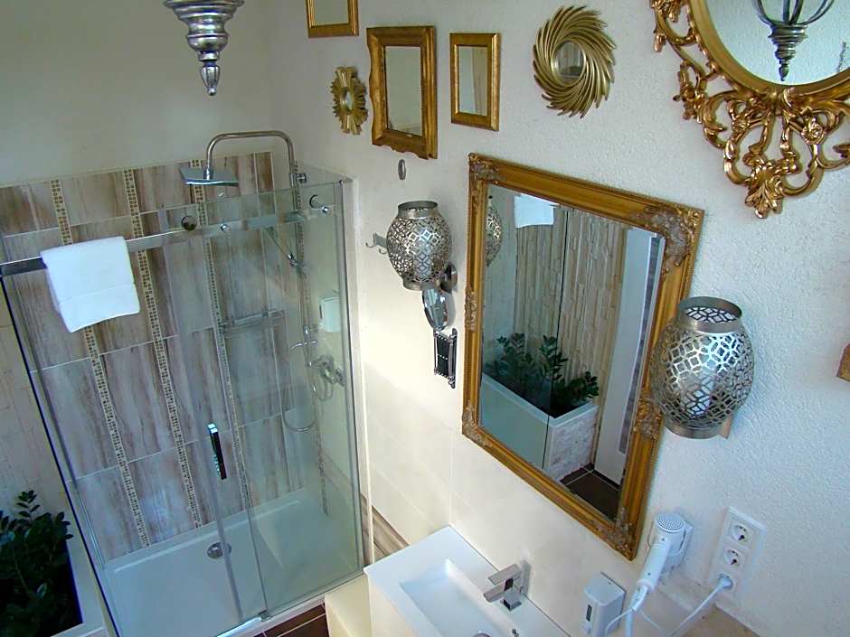 Janus Boutique Hotel & Spa