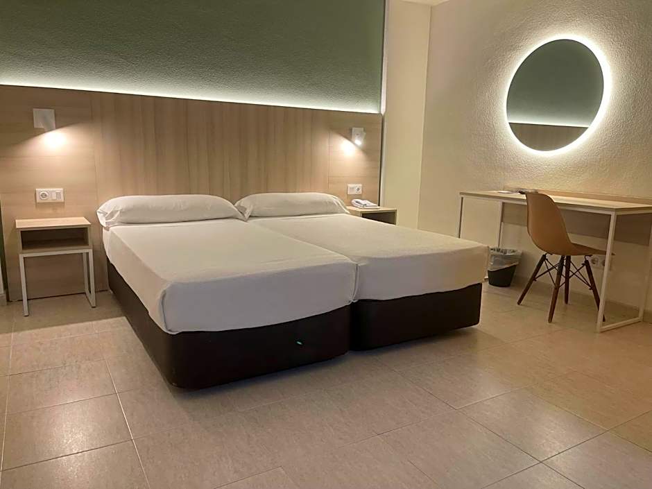 Photo 1 of 6 of Budget 1 Double Bed or 2 Beds