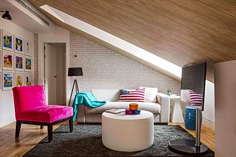 One-Bedroom Standard Apartment