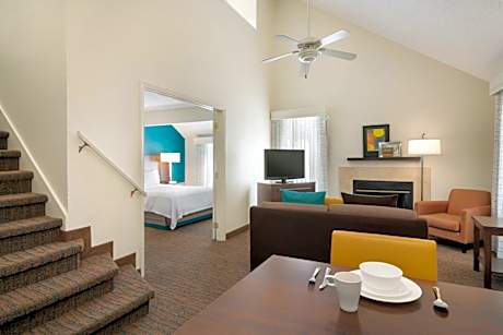 Penthouse Suite with Two Queen Beds -  Non-Smoking