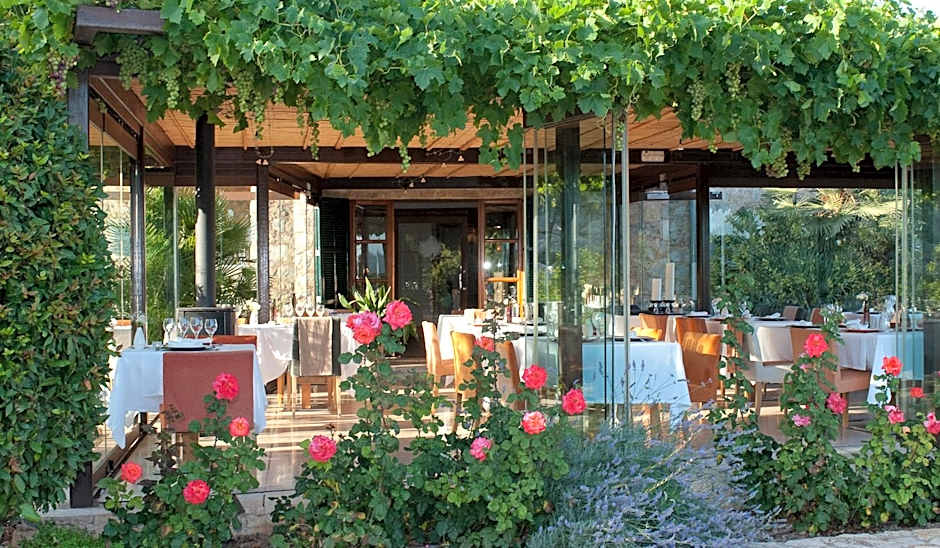 Cases de Son Barbassa Hotel & Restaurant