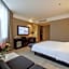 Orange Hotel Jinji Lake in Suzhou Center