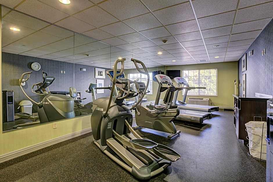 Holiday Inn Milwaukee Airport By IHG