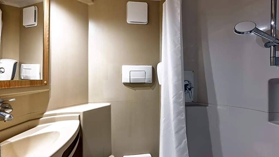 Premiere Classe Valenciennes Ouest Petite Foret Hotel