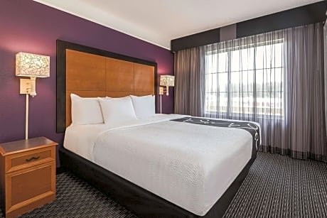 King Room - Non-Smoking