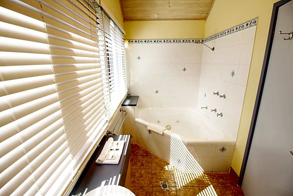 Rayville Boat Houses