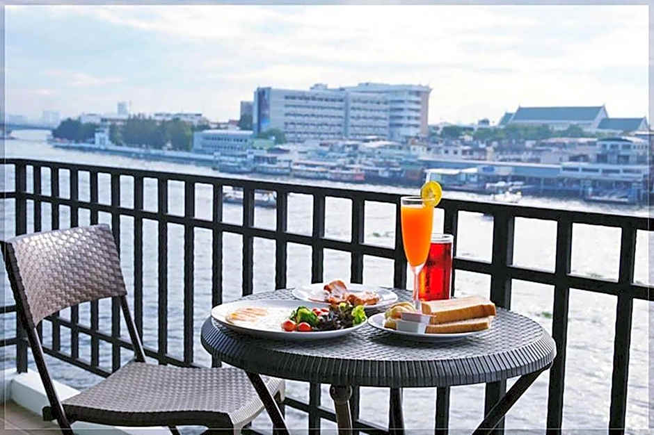 Baan Wanglang Riverside, Bangkok