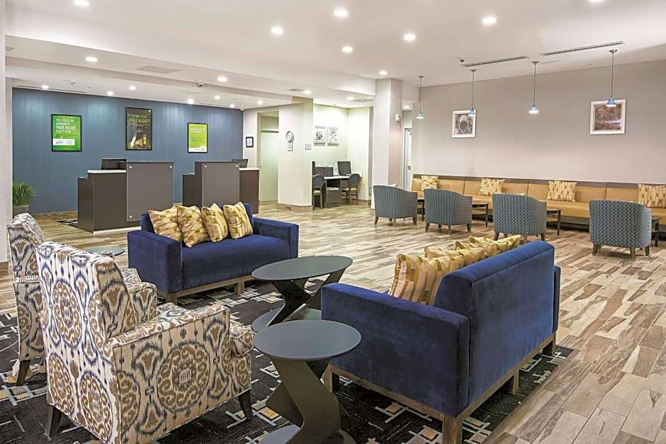 La Quinta Inn & Suites by Wyndham Karnes City