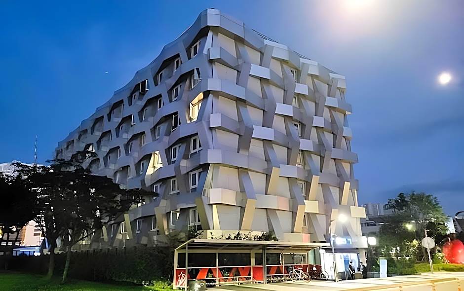 Chungchoho Best Hotel