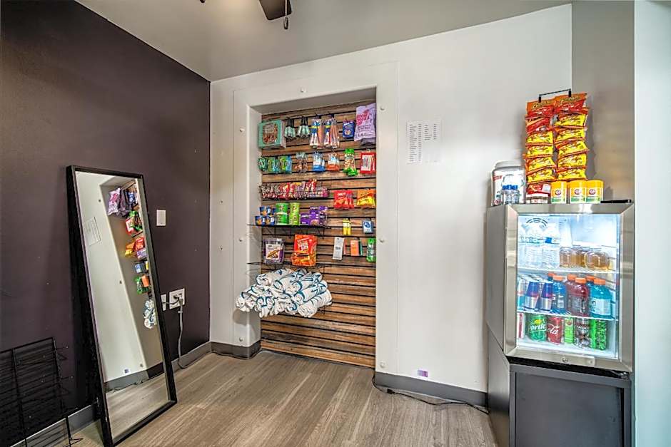 AIR Venice on the Beach