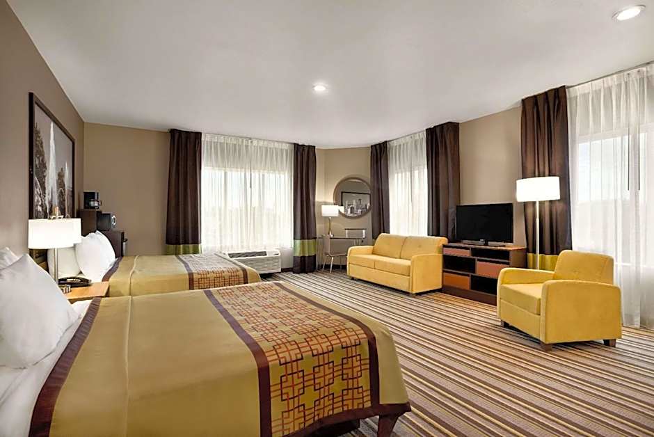 Super 8 by Wyndham Hershey