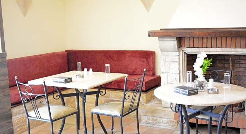 Rakeen Hotel