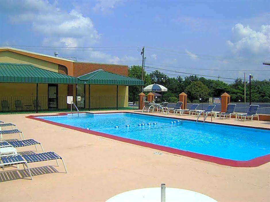 Motel 6-Lexington, KY - Airport