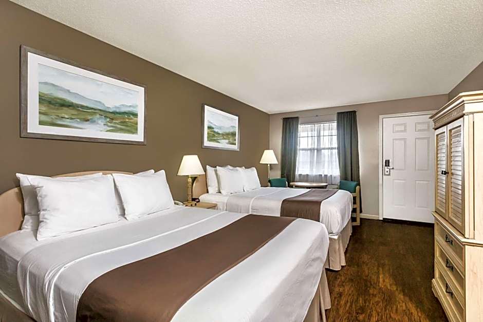 Super 8 by Wyndham Madison