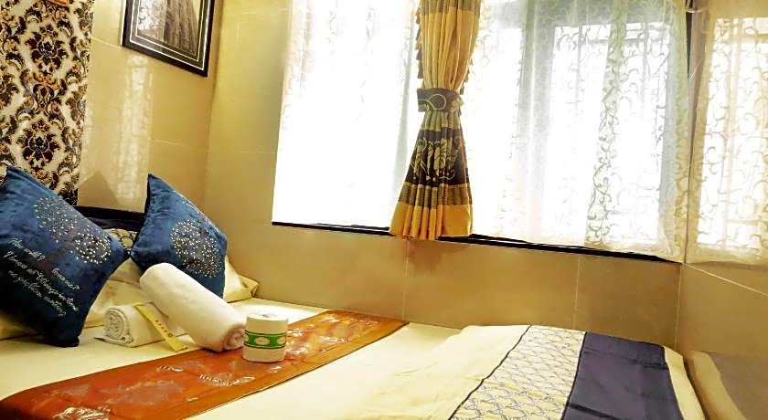 Day And Night Hostel