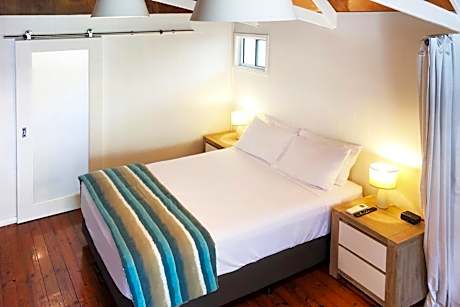 Self Contained Cabin with Kitchenette - Adults Only