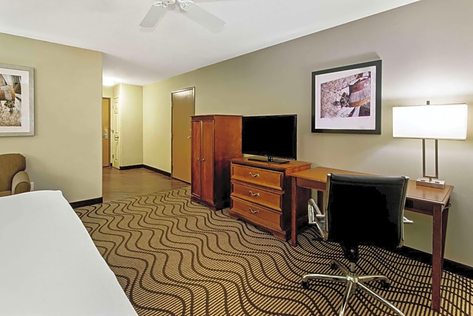 La Quinta by Wyndham Santa Rosa
