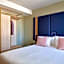 Quincy Hotel Melbourne