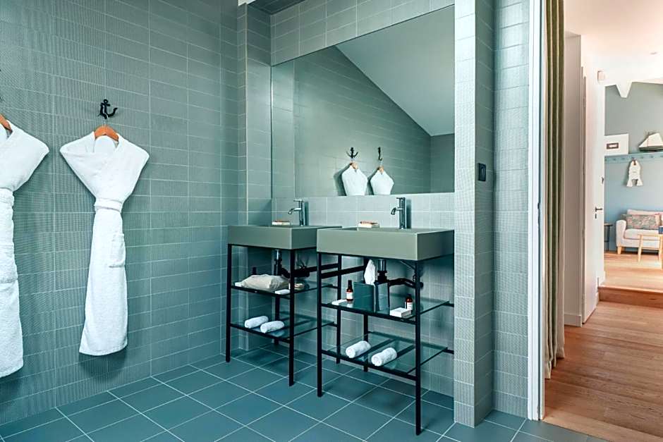 Les Hautes Mers - Fontenille Collection