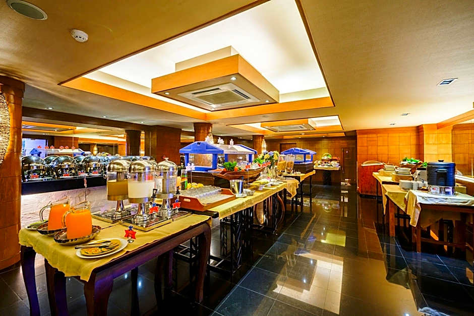 Seaview Patong Hotel